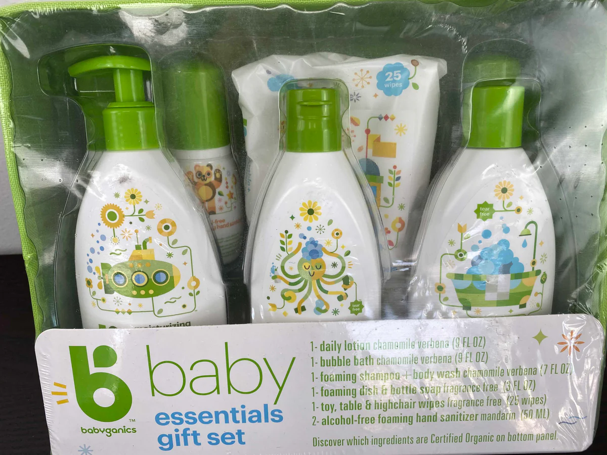 BabyGanics Essentials Gift Set
