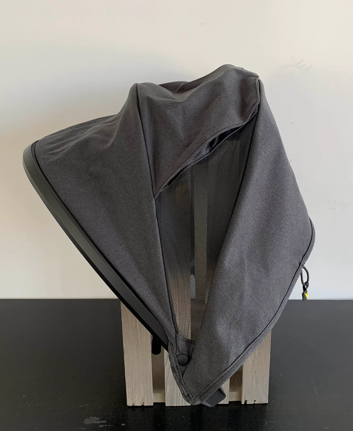 Veer Retractable Canopy