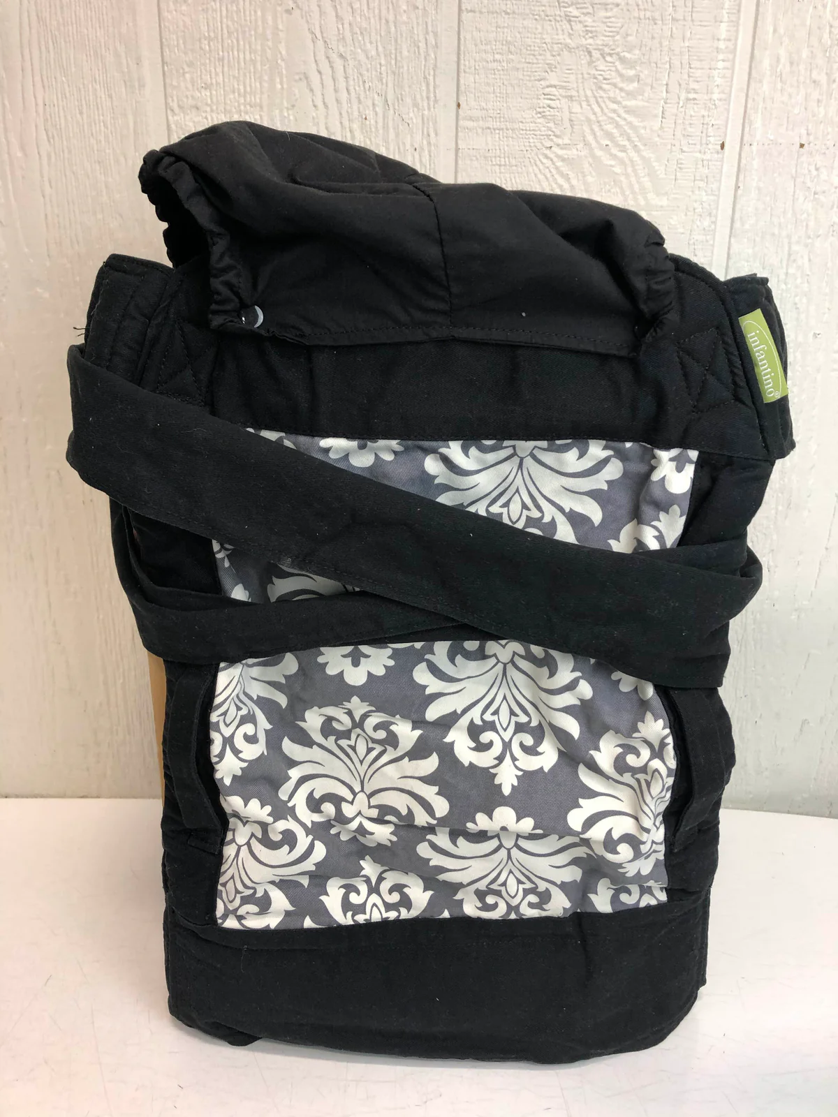 Infantino Sash Mei Tai Carrier