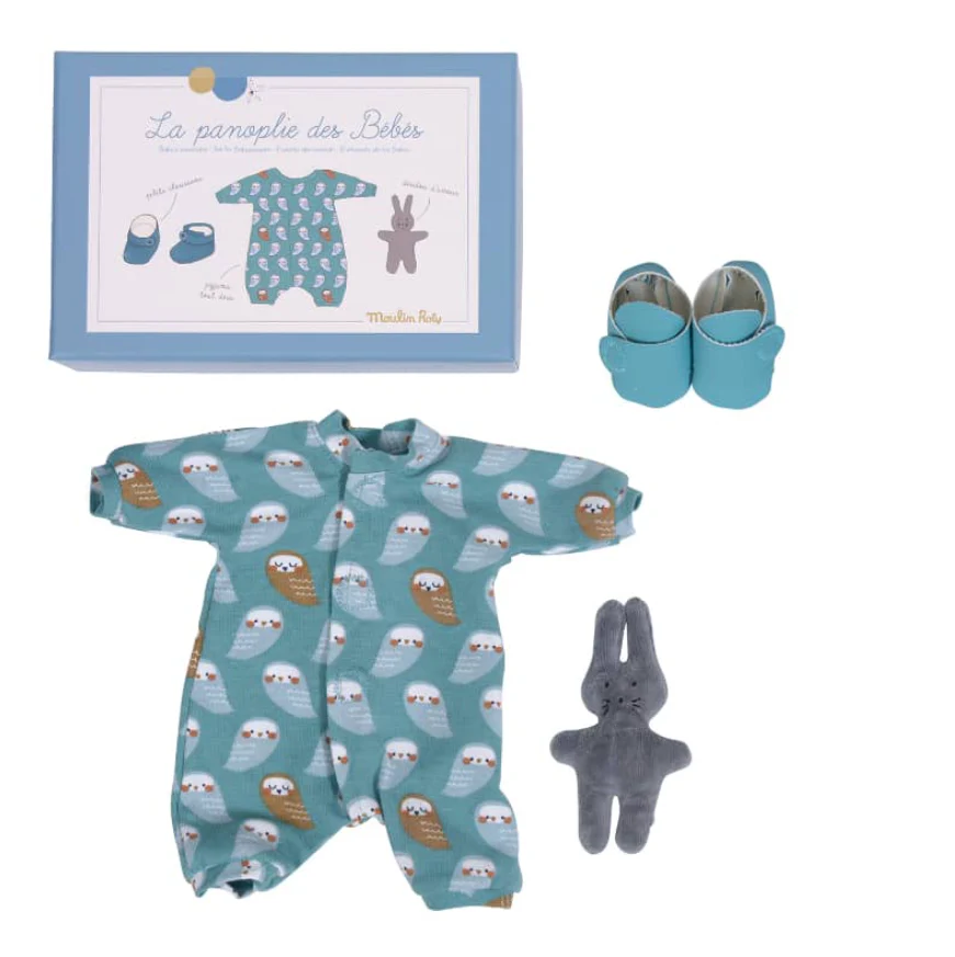 BABY'S WARDROBE