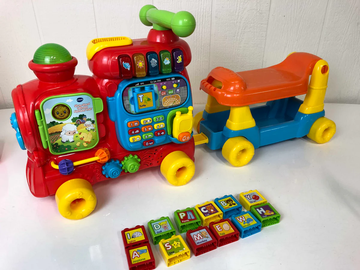 VTech Sit To StandUltimate Alphabet Train