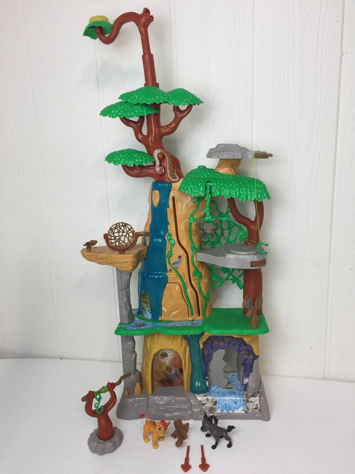 Disney Lion Guard Training Lair Set