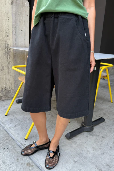 Liam Bermuda Shorts (Black Canvas)